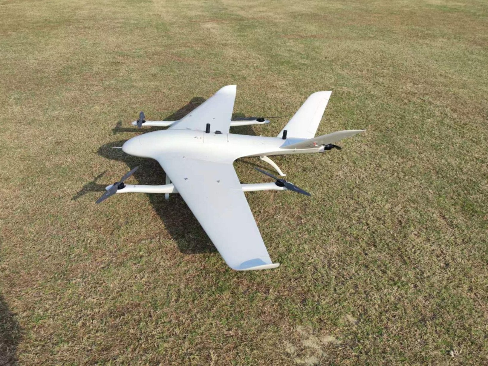 Long endurance fixed wing inspection drone VF15E